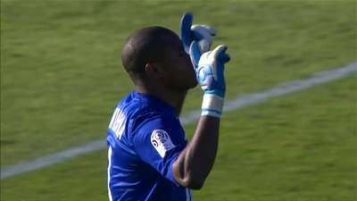 皇马本泽马梅开二度助球队取胜