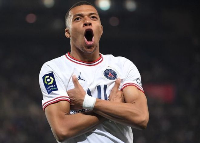 世界杯揭幕战于6月12日凌晨3点进行，墨西哥vs南非