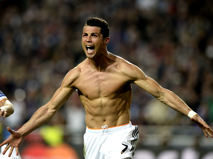 摩根公布C罗最新专访数据：全平台播放量达1.65亿次