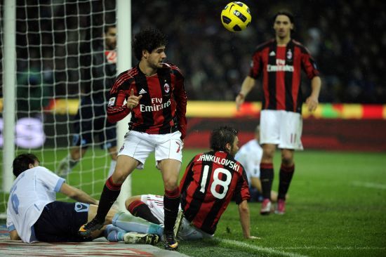 篮球湖人球员关键三分命中率高