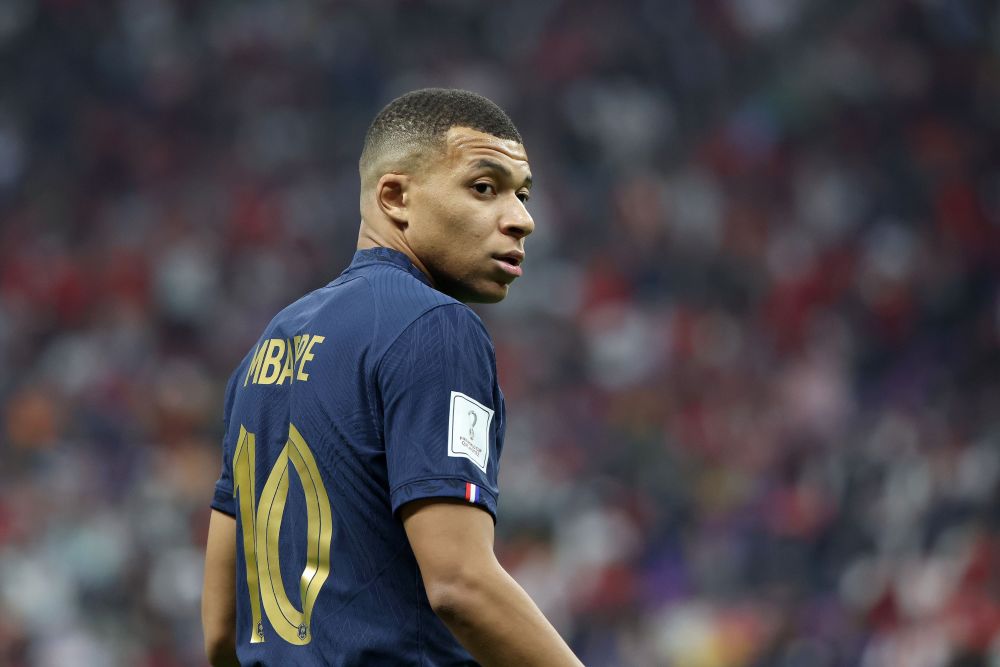 大连梭鱼湾足球场本赛季中超联赛观众总人数达874...