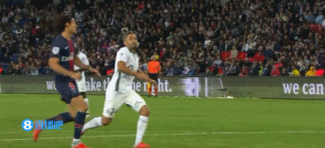 足球中超球队宣布签下五大联赛中场悍将